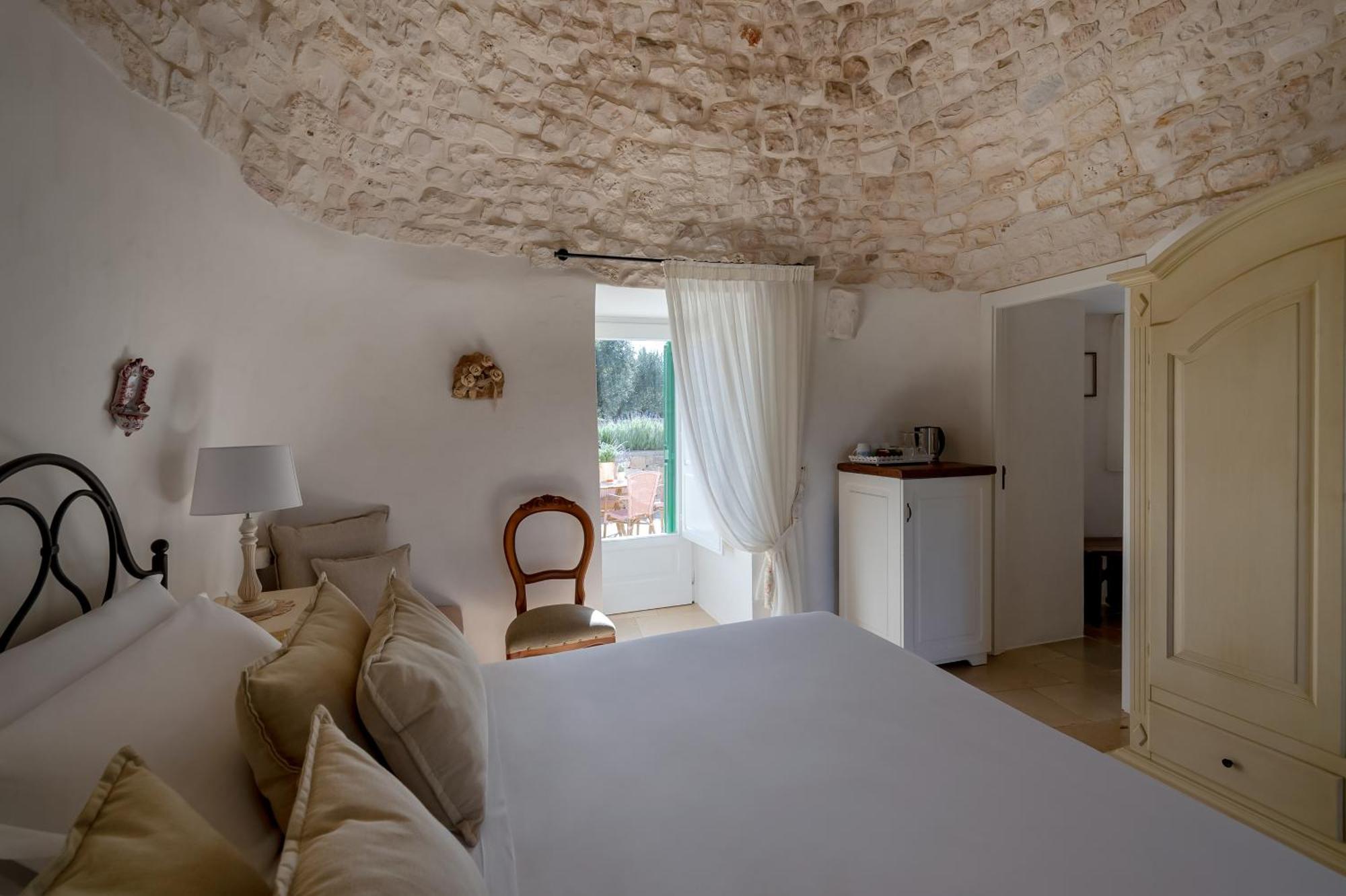 Agriturismo Masseria Aprile Locorotondo Bagian luar foto